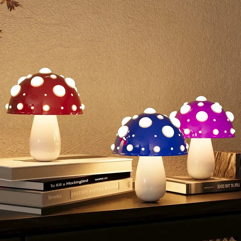 Fly Amanita Mushroom Lamp – Dual-Colour LED Desk Light USB/AC